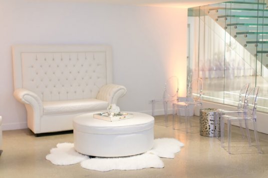 white lounge furniture at chez wedding venue