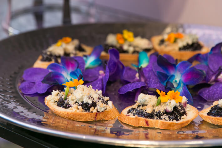 food-for-thought-wedding-catering-tartines