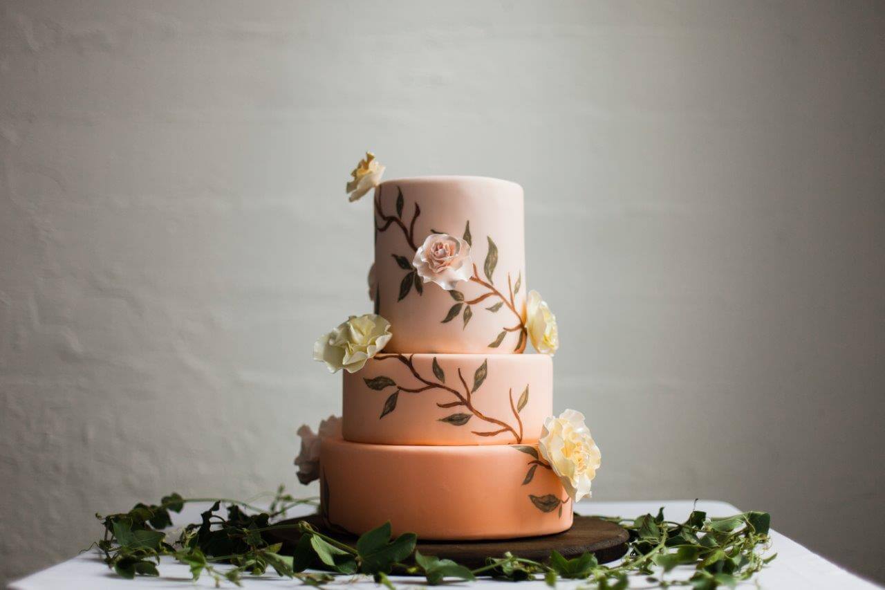 How To Make a Rustic Naked Cake - What Meegan Makes